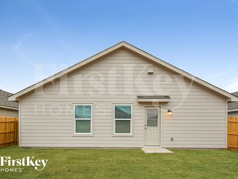 10522 De Gonzalo Way — Photo 15