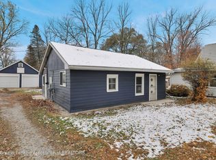305 W Shepherd St, Charlotte, MI 48813