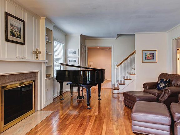 5th image of 4351 Olentangy Blvd