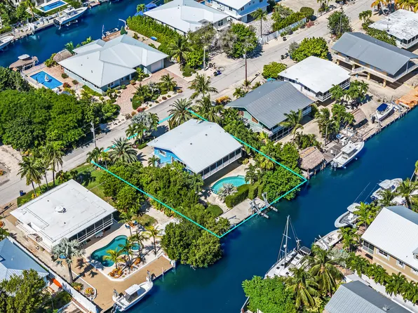 240 Mohawk St, Plantation Key, FL 33036