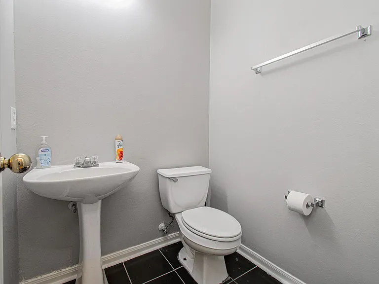 3043 W Hampton Dr — Photo 34