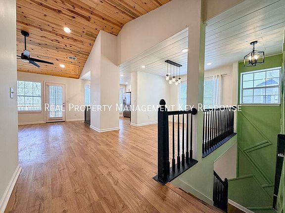 2nd image of 2544 Johnson Ridge Rd