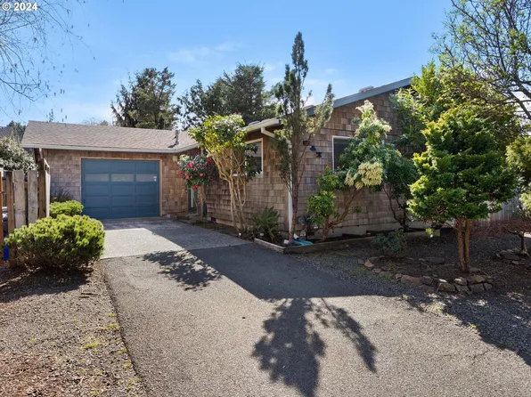 347 Elk Run Ave, Cannon Beach, OR 97110