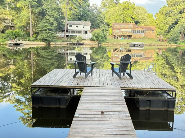 1155 Lake Dr, Roswell, GA 30075