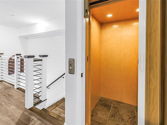 4th image of 161 BRIGHTWATER DRIVE #6