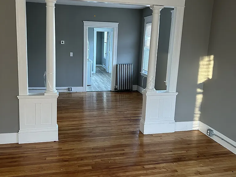 50 Vernon St #4F — Photo 1
