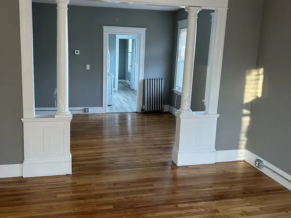 50 Vernon St #4F, Worcester, MA 01610