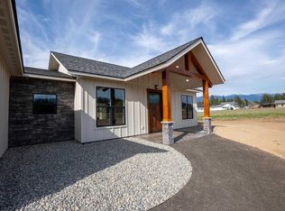 167 Airstrip Rd, Moyie Springs, ID 83845