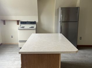 6 Lincoln Pl #3, Essex Junction, VT 05452