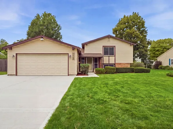 1148 N Old Bridge Rd, Palatine, IL 60067