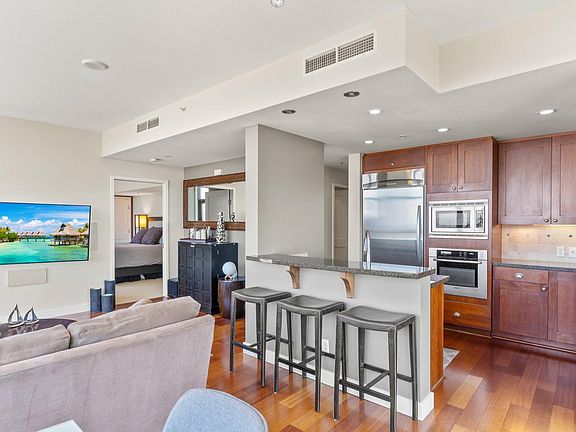 5th image of 700 West E Suite 3105