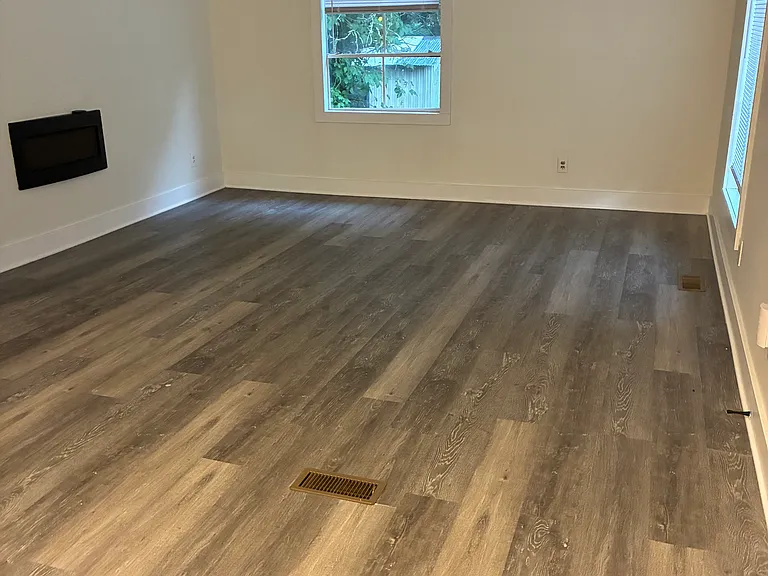 6406 Catalina Ct — Photo 3