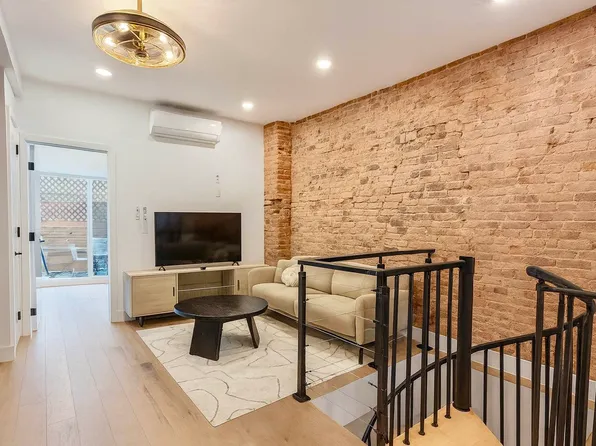 1853 Cornelia Street image 4 of 11