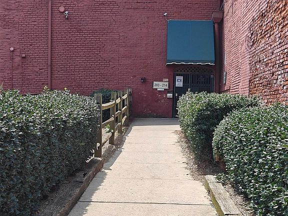 5th image of 1 Buffalo Ave NW APT 85