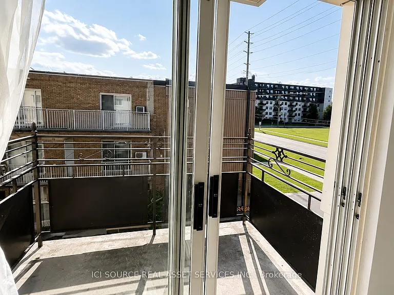 333 Gibb St #16 — Photo 8