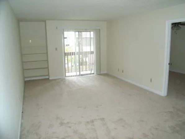 2038 Dickory Ave, New Orleans, LA 70123