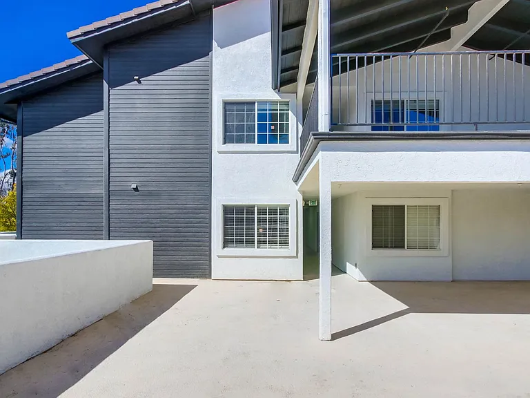 Eugene Eddy | Newly Renovated Apartment Homes — Photo 15