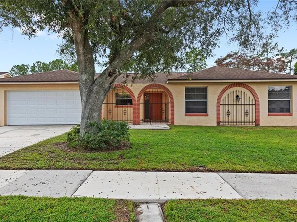 622 Iowa Woods Cir E, Orlando, FL 32824