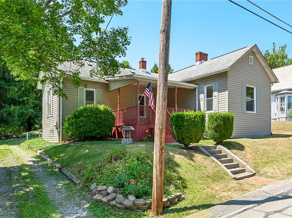 532 Pearl Ave, Mars, PA 16046