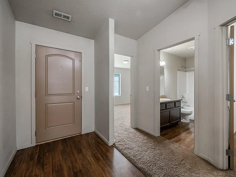 6933 N Fast Hawk Ln — Photo 5