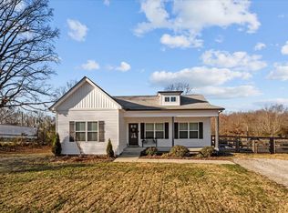 1325 Old Charlotte Pike, Dickson, TN 37055