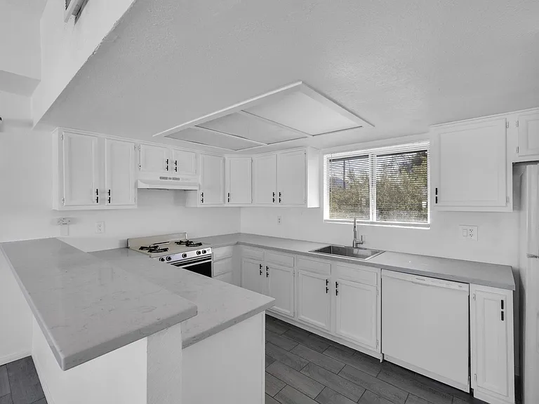 74077 Cactus Dr — Photo 11