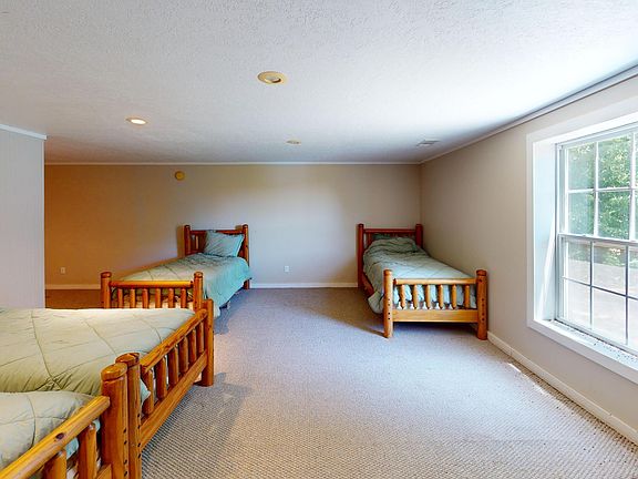 36th image of 1532 Jackson Hill Rd
