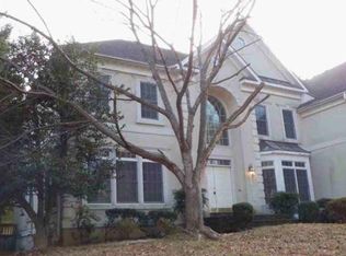 7403 Galanis Dr, Annandale, VA 22003