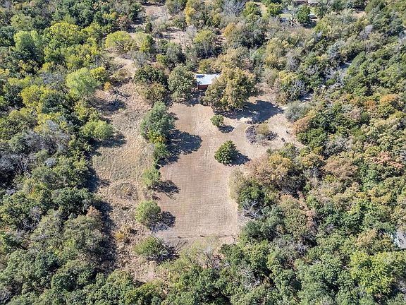 4th image of 1308 Williams Dr