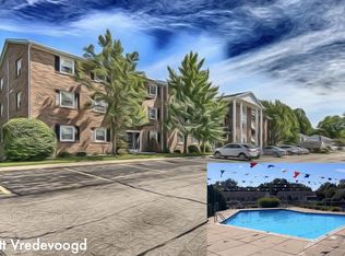 7450 Boulder Bluff Dr, Jenison, MI 49428