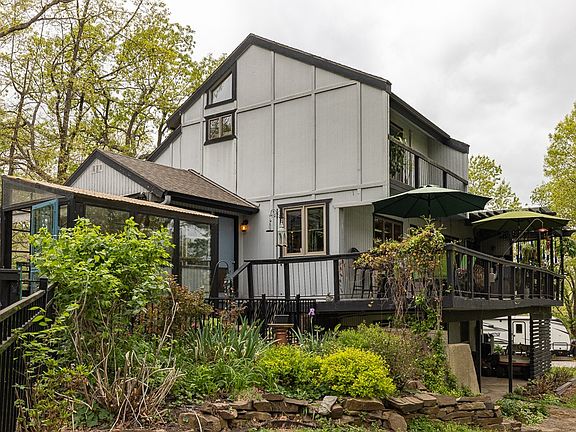 5th image of 22000 Wildflower Rd