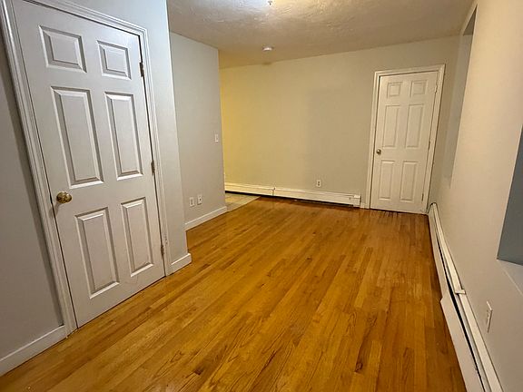 5th image of 28 Fleet St APT 9