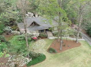 2304 Blue Ridge Dr, Greensboro, NC 27455