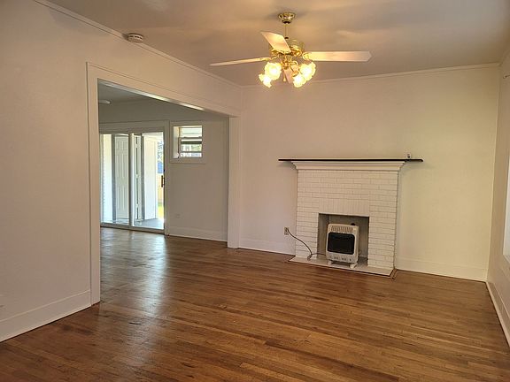 5th image of 1320 E Oakwood St Unit 1