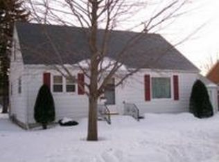 807 W Jefferson St, Waupun, WI 53963