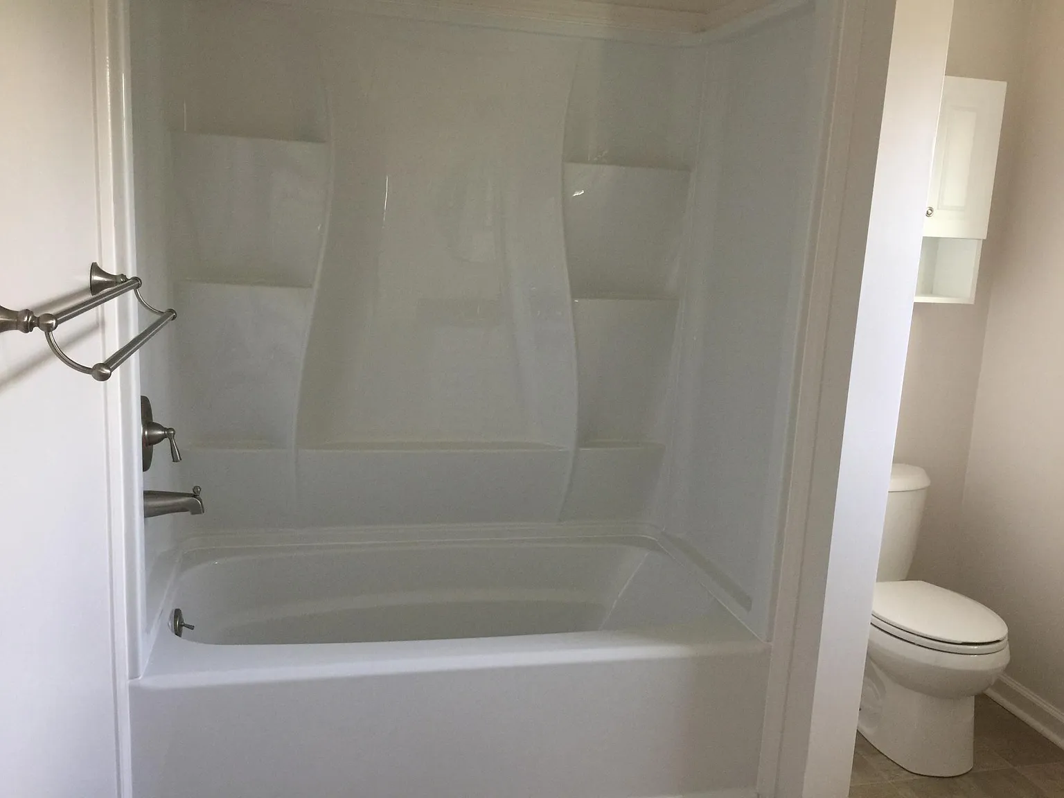 2 bed, $850 — Photo 3