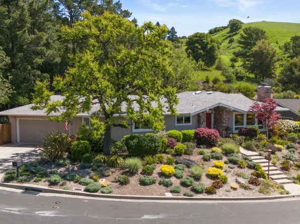 1902 Joseph Dr, Moraga, CA 94556