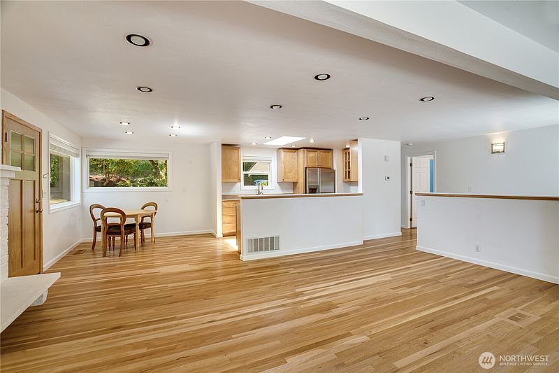 5th image of 2629 SW 308th Street