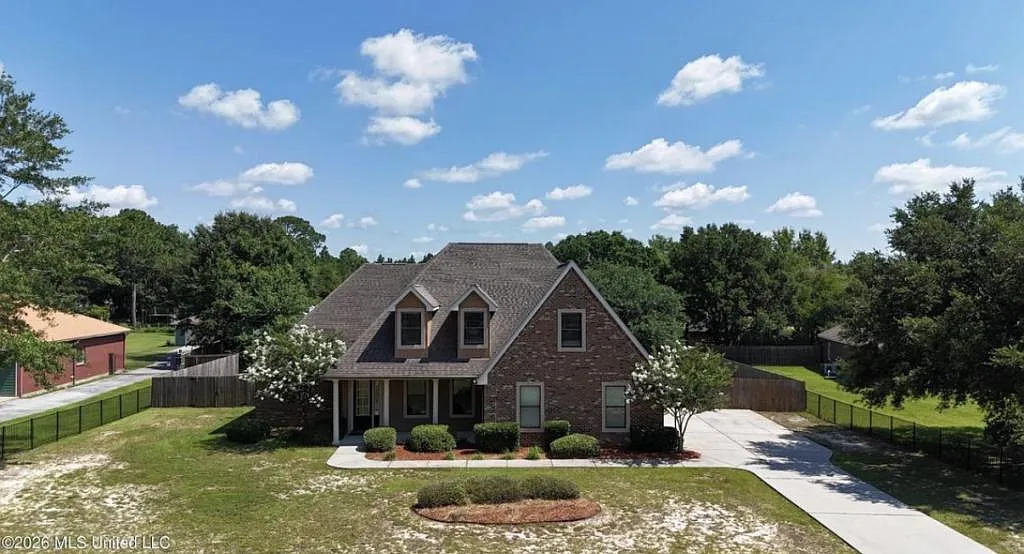 8308 Clamshell Ave — Photo 2