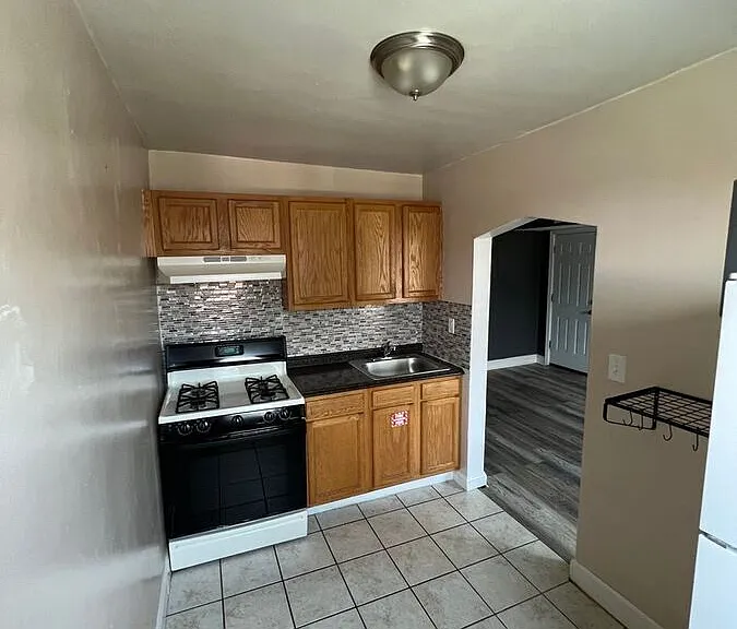 5343 Nelson Ave #2 — Photo 7