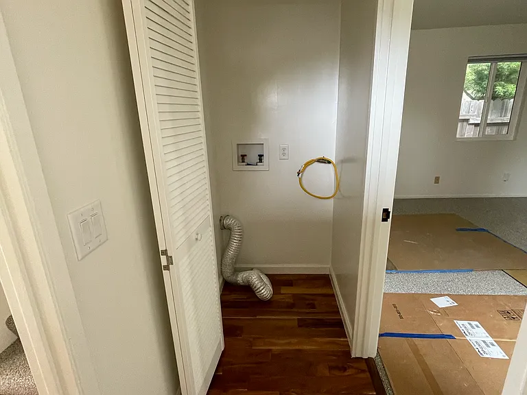 Stackable Laundry Hookups