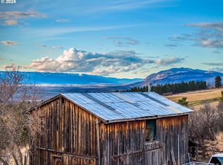 70073 Haefer Ln, Cove, OR 97824