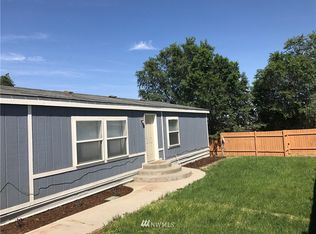 726 Buttercup St S, Soap Lake, WA 98851