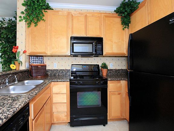 4th image of 27401 Lise Ln APT 104