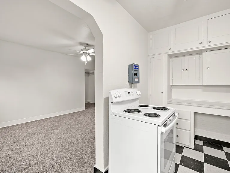 315 High Street — Photo 18