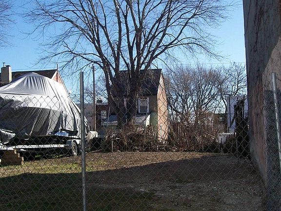 2nd image of 4179 Salem St