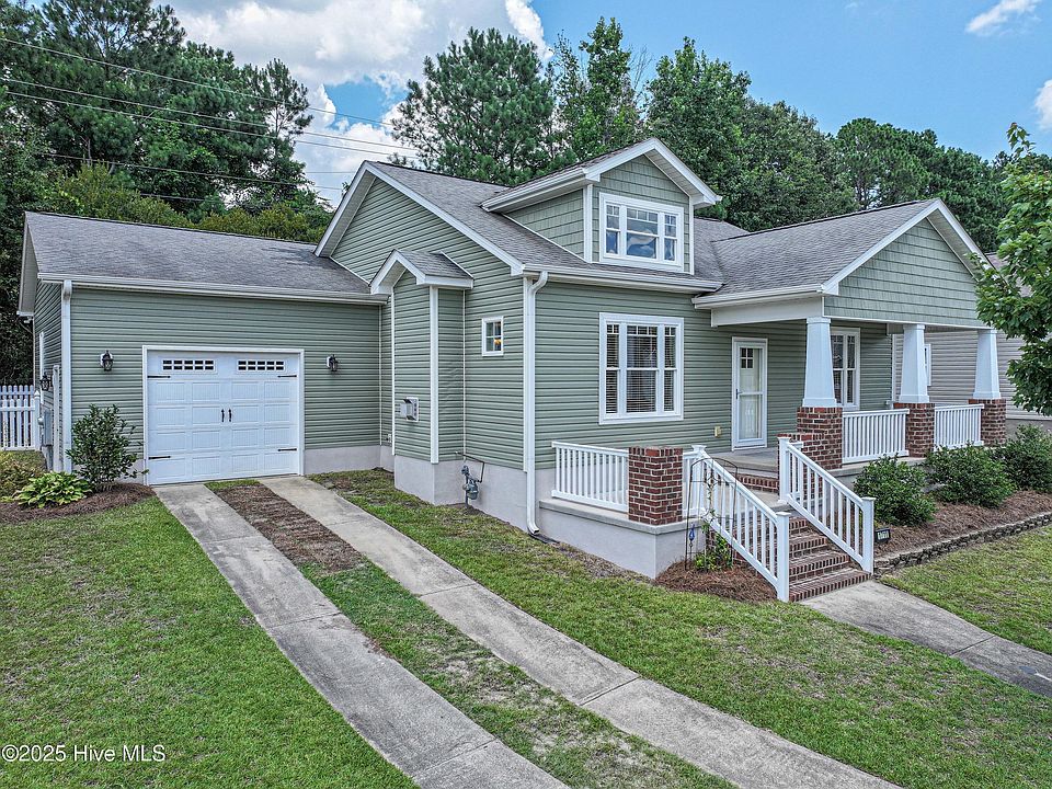 1st image of 1711 Sassafras Court