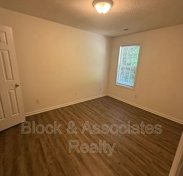 515 Holly St — Photo 5