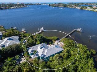 735 Eagle Point Dr, Venice, FL 34285