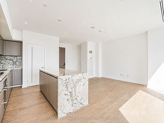 5th image of 1315 Bay St #1901